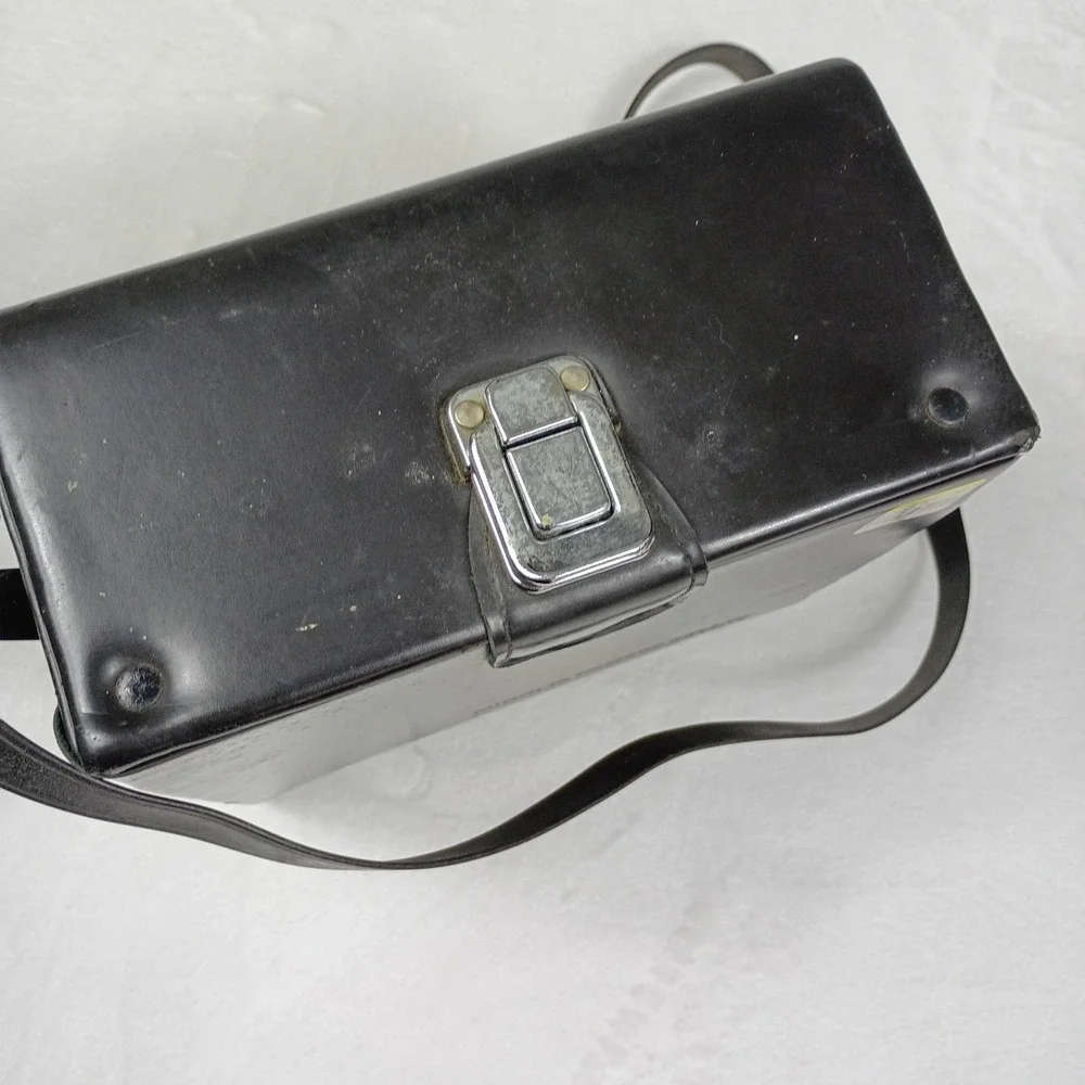 Minolta Vintage Hard Shell Camera Bag Black Red Corduroy Lining‎ Made in Japan